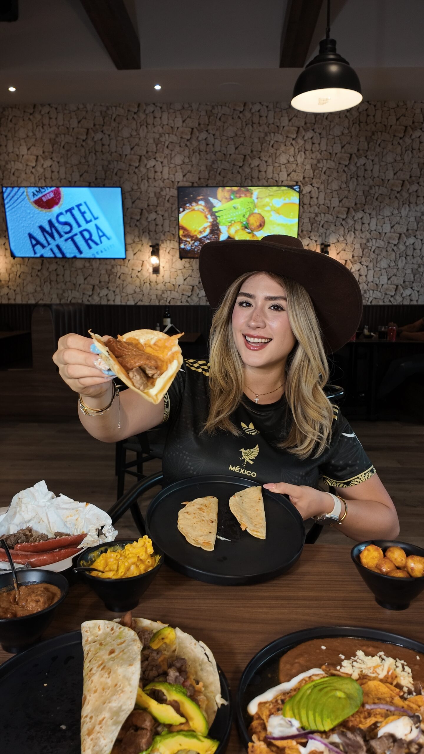 La Chica Regia